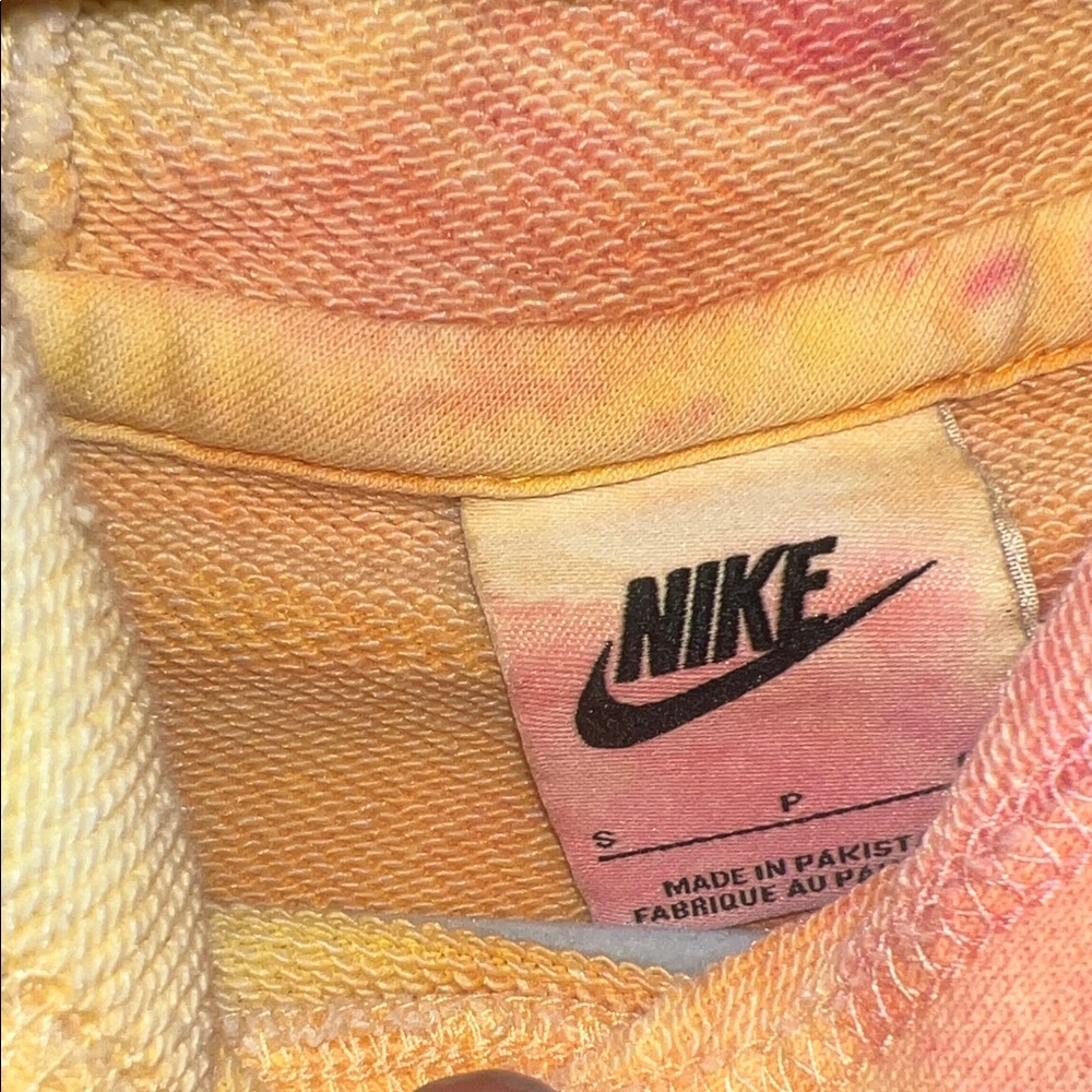 Nike Vibrant Orange and Yellow Hoodie - Picture 2 of 8